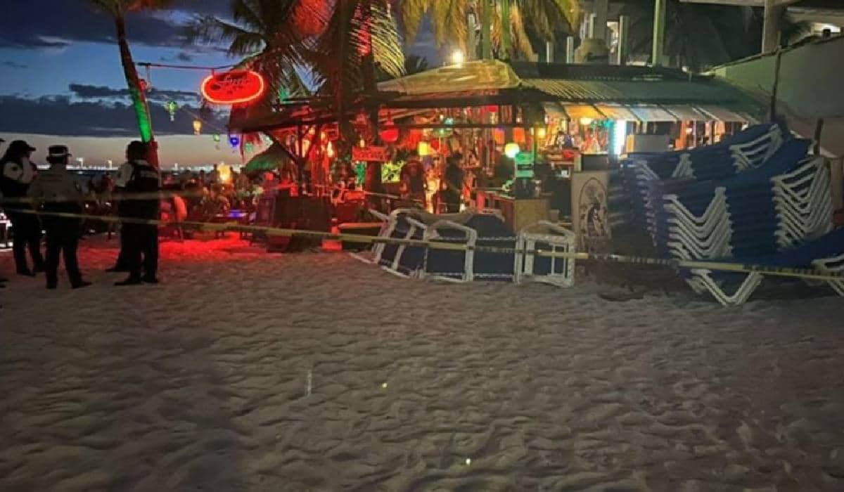Muere un bañista por congestión alcohólica en Playa del Carmen