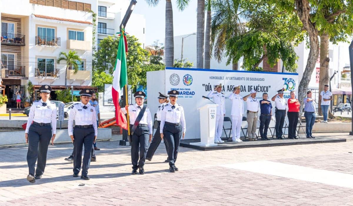 Celebran Día de la Armada de México