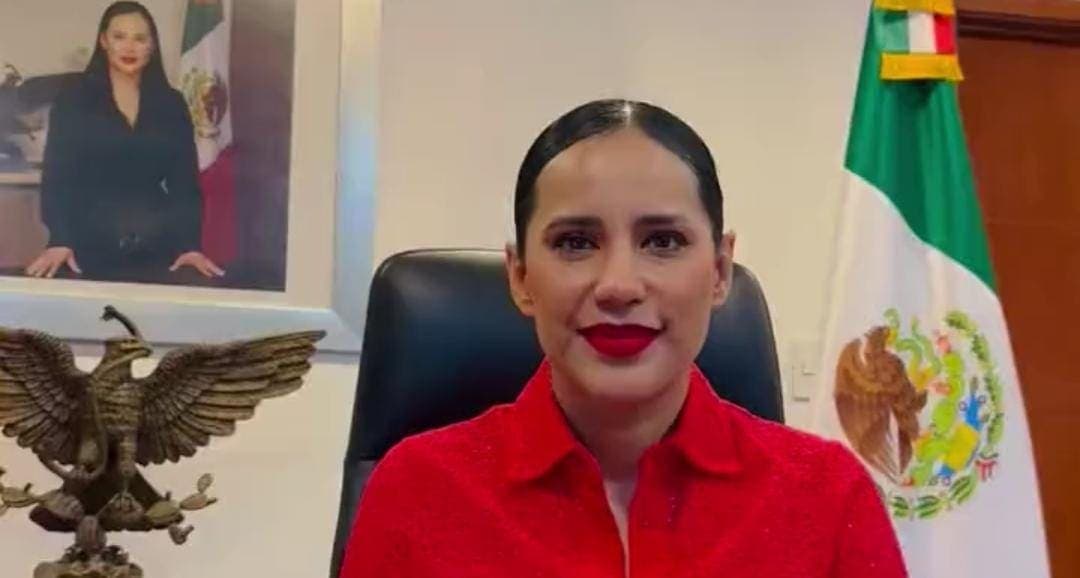 Sandra Cuevas felicita a Javier Milei por su triunfo en Argentina y causa polémica