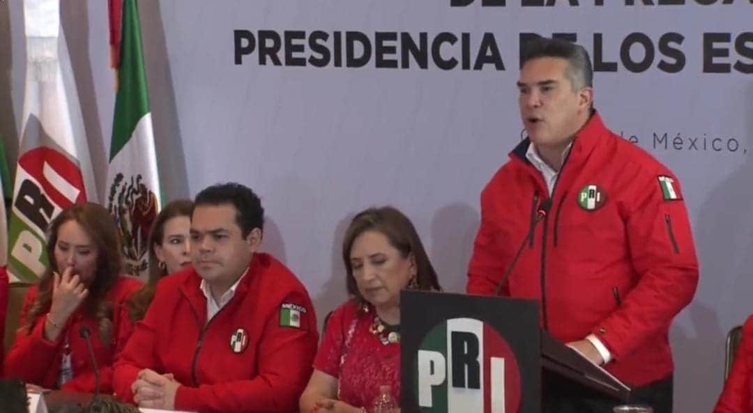 "Alito" Moreno afirma que el PRI va con todo contra Samuel García porque ataca a Xóchitl Gálvez