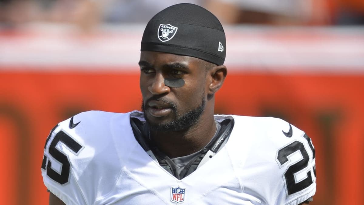 Fallece Derek Hayden, exjugador de los Raiders de la NFL, en un accidente automovilístico