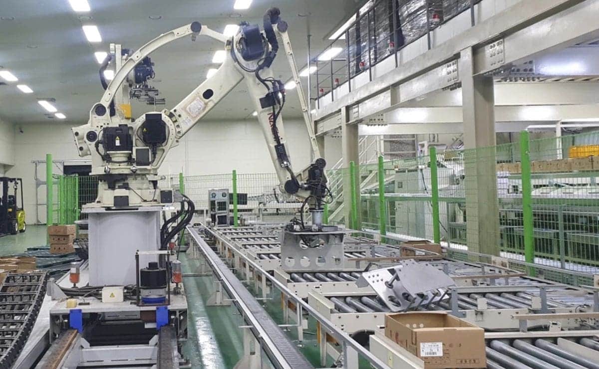 Robot industrial aplasta a empleado hasta la muerte: “Lo identificó como caja”