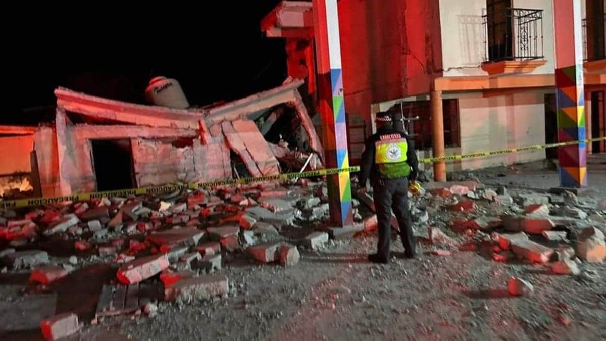 Tragedia por explosión de pirotecnia en Puebla; hay tres muertos y 25 heridos