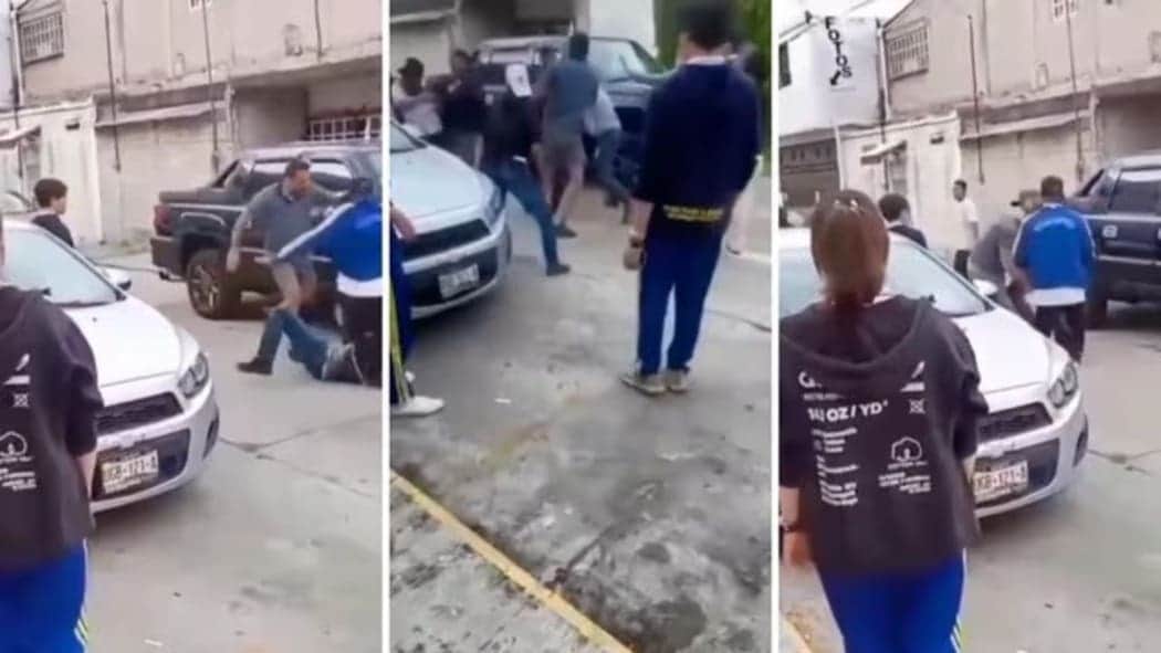 Video: Estudiantes y padres de familia se lían a golpes en Puebla