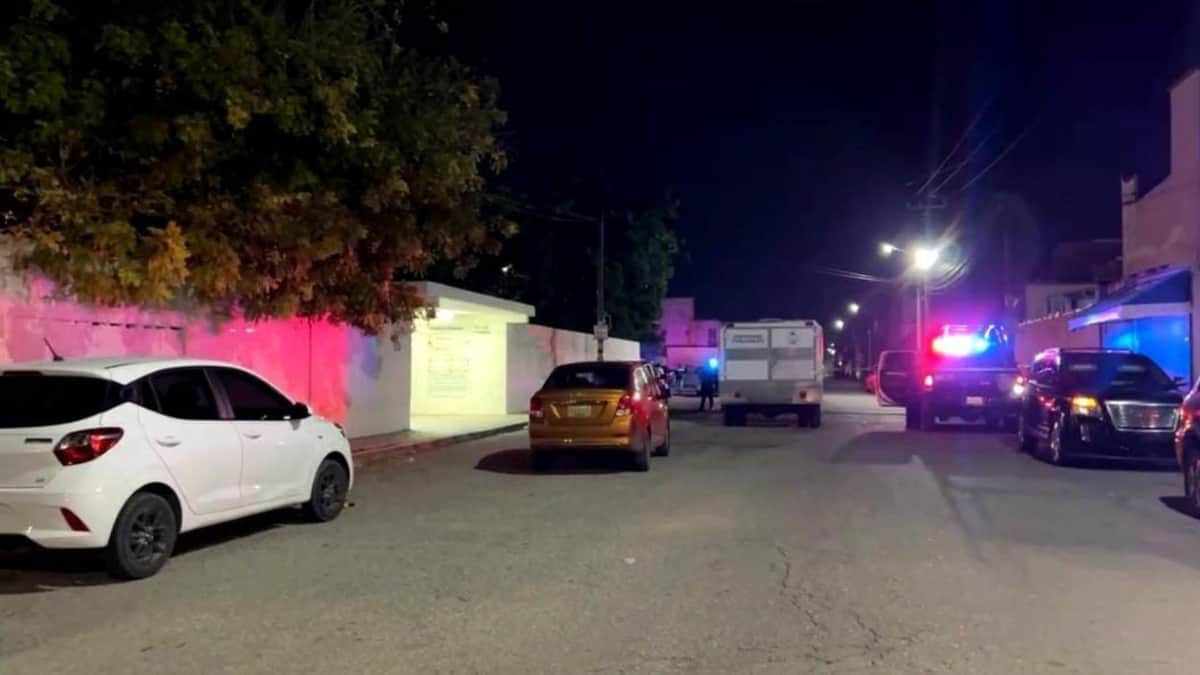 Fallece un alumno dentro de una escuela secundaria en Cancún luego de sufrir una caída