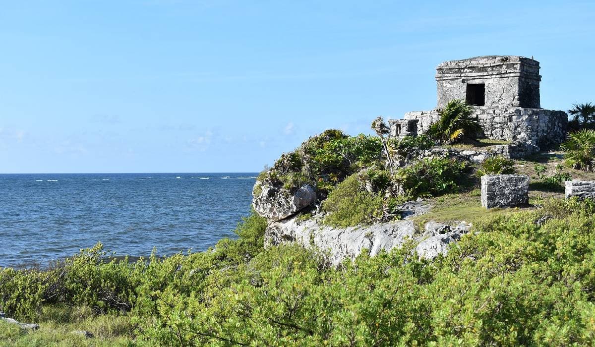 Con el Tren Maya y el aeropuerto de Tulum se podrán conocer los sitios arqueológicos de Quintana Roo