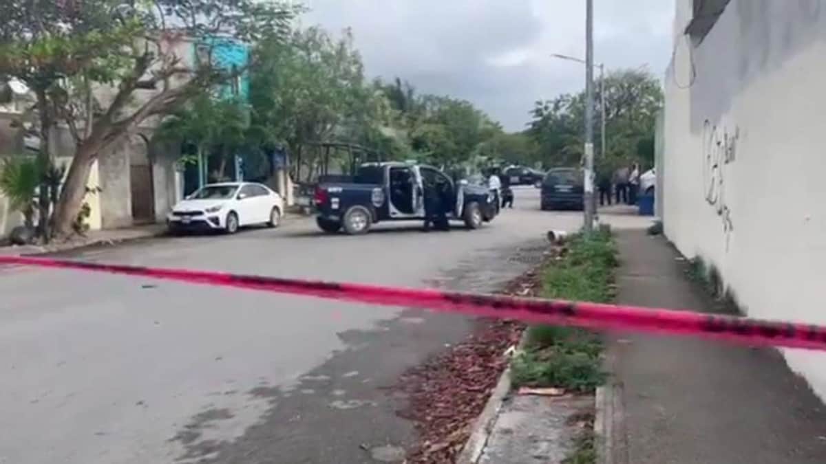 Sujetos disparan contra una vivienda en Villas del Sol de Playa del Carmen