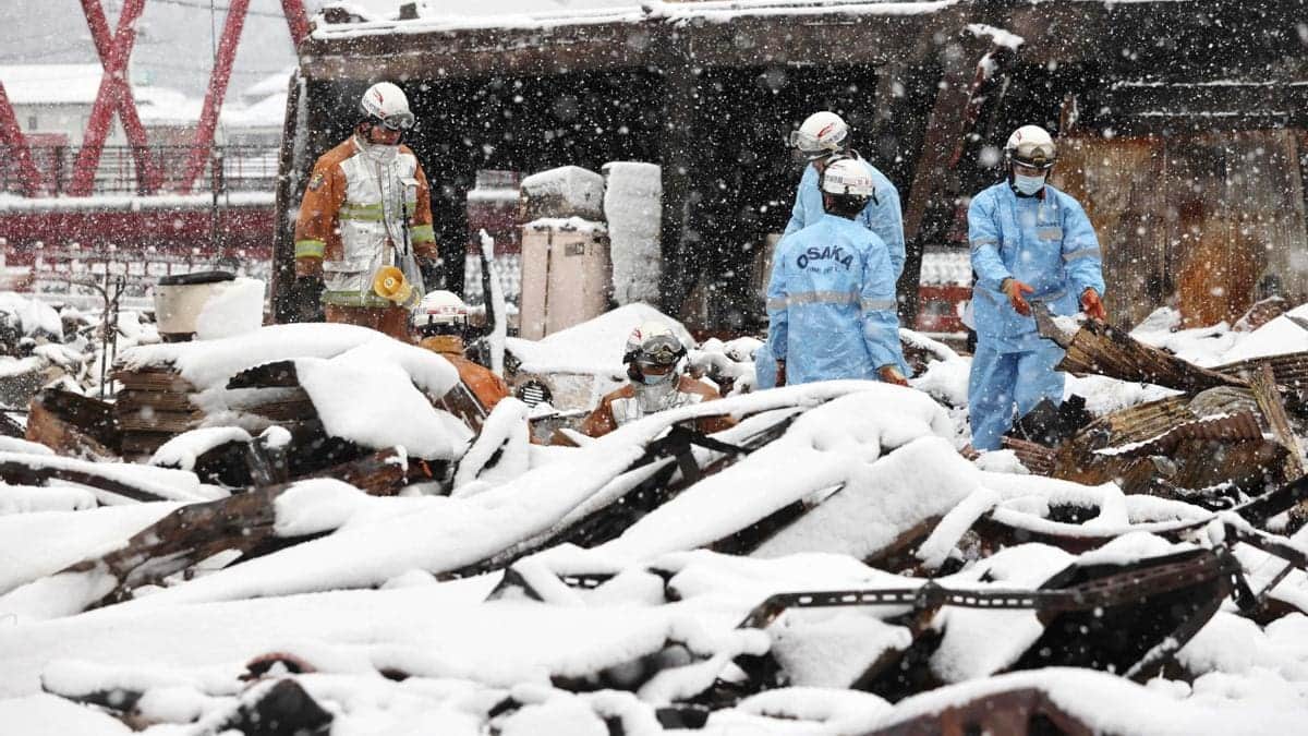 Nuevo recuento eleva a 323 los desaparecidos en Japón tras el terremoto