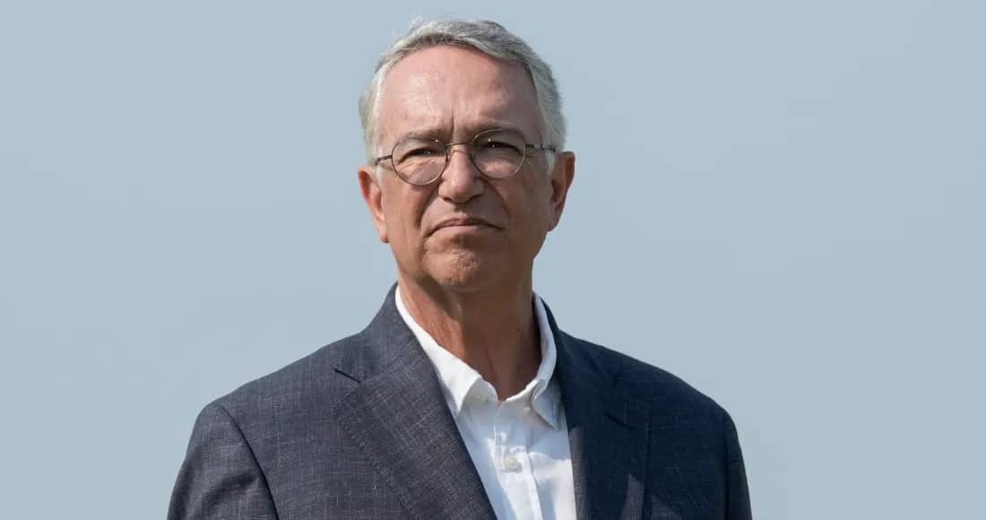 Ricardo Salinas Pliego denuncia campaña negra en contra de sus empresas