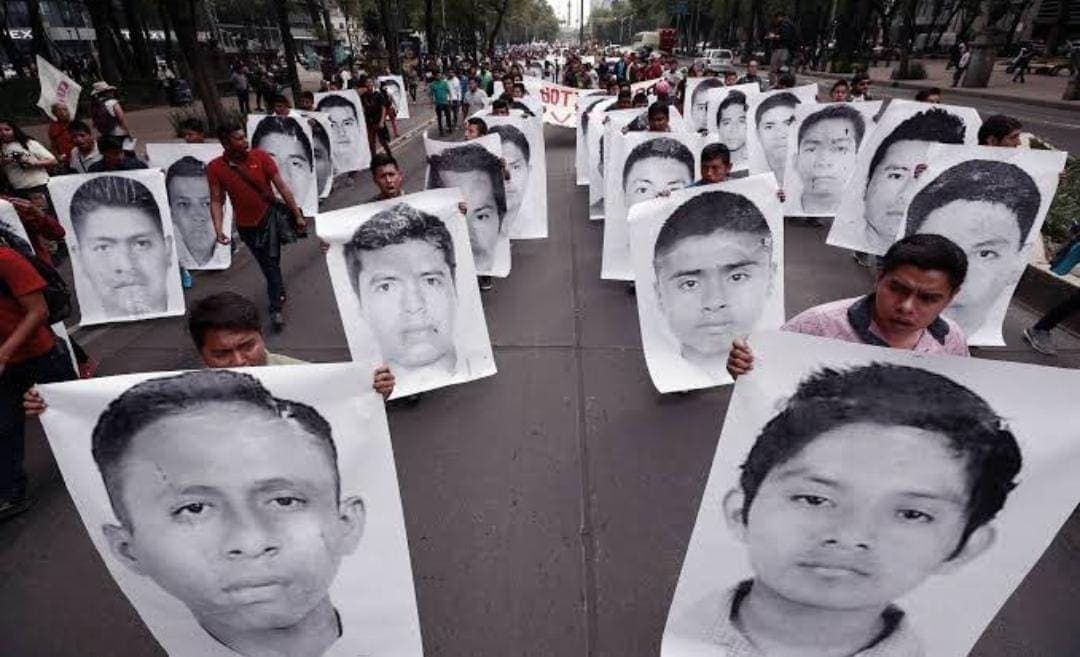 Quedan libres 8 militares implicados en caso Ayotzinapa; FGR no aportó pruebas