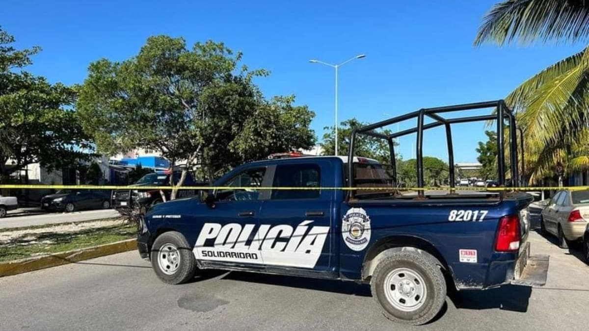 Asesinan a balazos a una persona en el mercado de Villas del Sol de Playa del Carmen