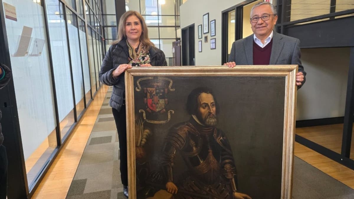 Descendiente de Hernán Cortés dona retrato del conquistador español al gobierno mexicano