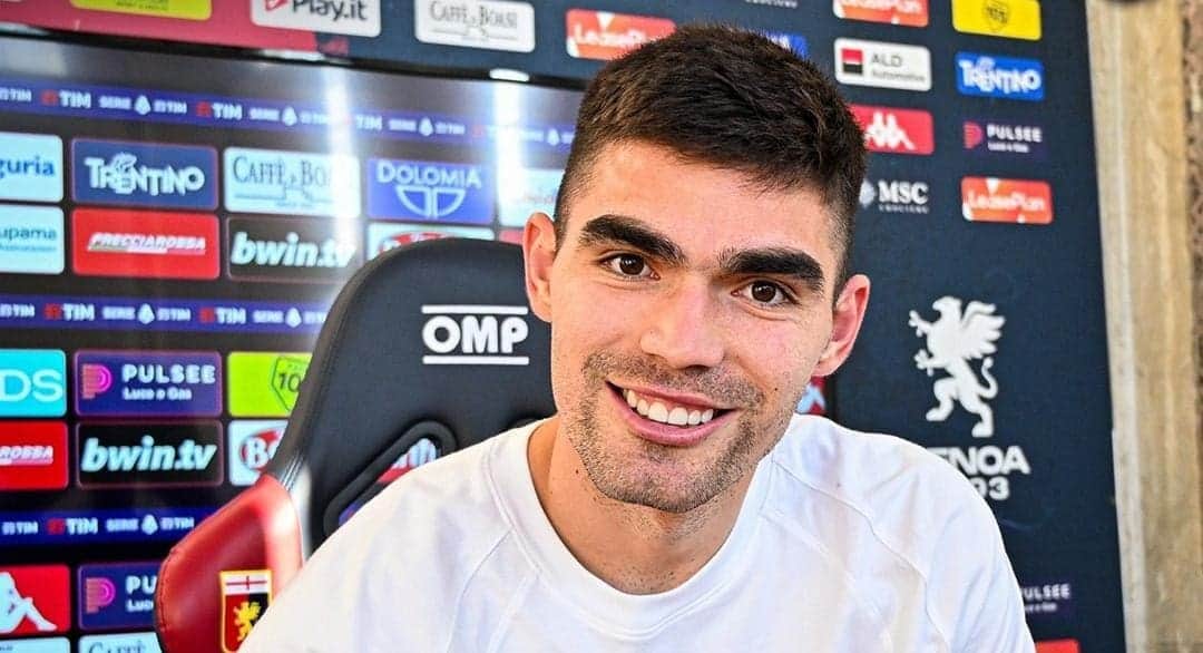 Futbolista mexicano Johan Vásquez extiende su contrato en Italia hasta 2027