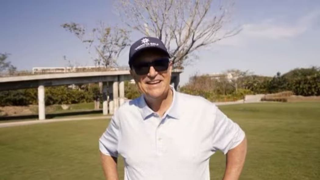 Video: Ricardo Salinas Pliego no se esconde de la polémica y manda mensaje desde campo de golf