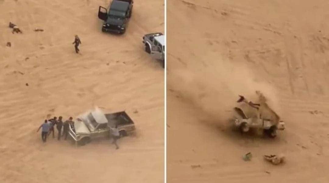 Video: Camioneta vuelca en desierto de Sonora, pasajeros salen disparados; hay 2 muertos