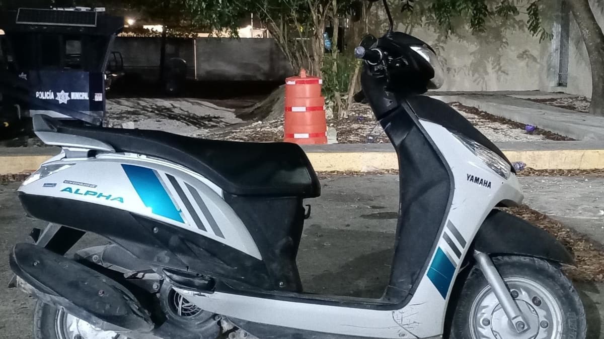 Dos sujetos son detenidos tras conducir una moto de manera indebida; era robada