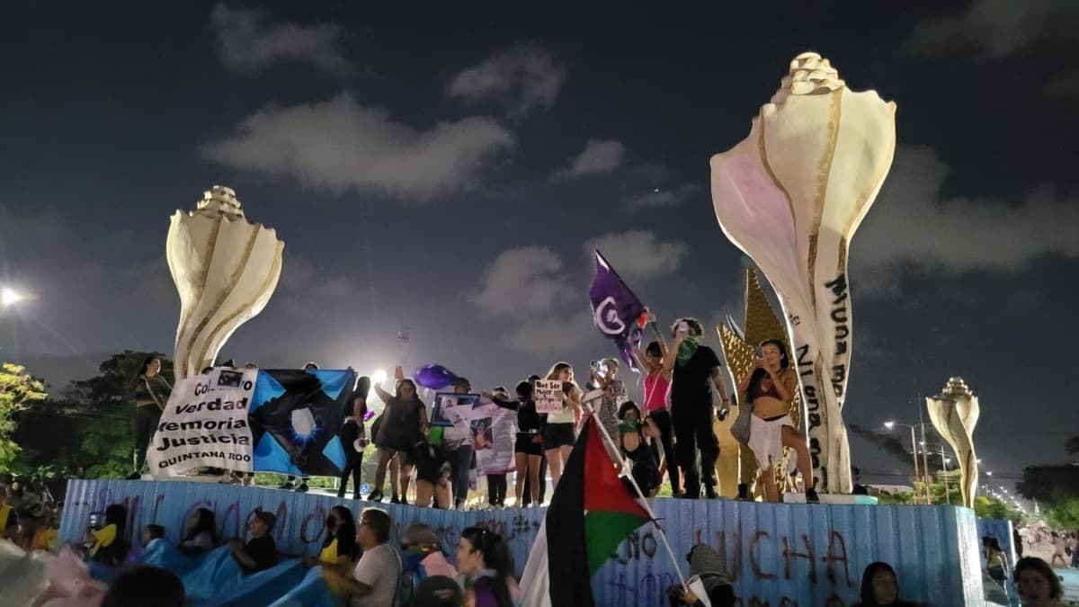 Cuatro mil mujeres exigen un alto a la violencia de género en la marcha del 8M en Cancún