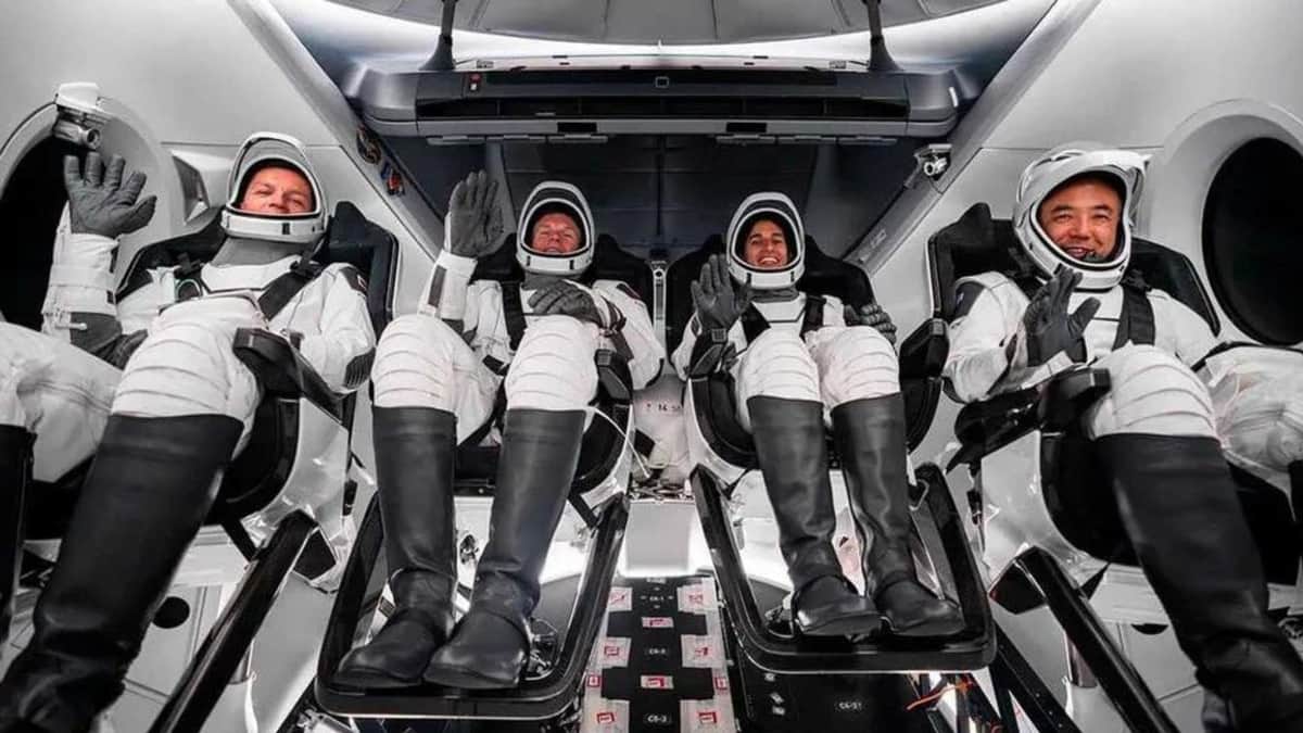 Tripulación de Estación Espacial Internacional ameriza en Golfo de México