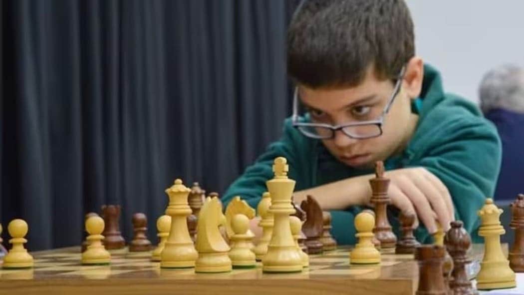 Video: Faustino Oro, el niño de 10 años le ganó una partida a Magnus Carlsen, campeón del mundo en ajedrez
