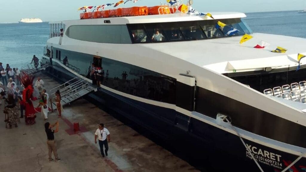 Consideran turisteros que nueva naviera no generará más derrama en Playa del Carmen