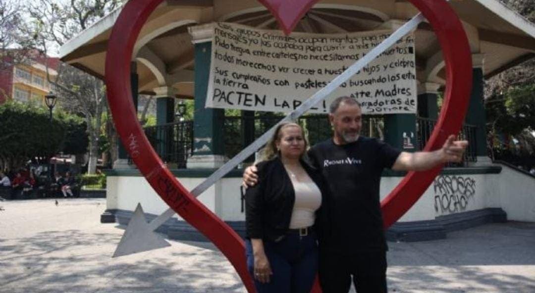 Activistas y madres buscadoras piden a AMLO que pacte con criminales para lograr la paz