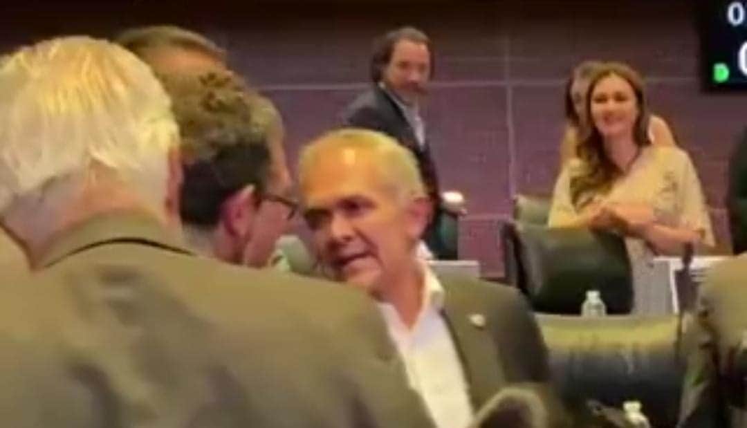 Video: Senadores César Cravioto y Miguel Mancera casi llegan a los golpes