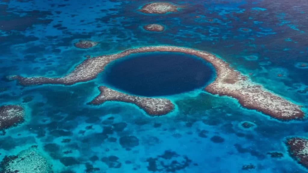 Taam ja’, el gran agujero azul de Chetumal es el de mayor profundidad en todo el mundo