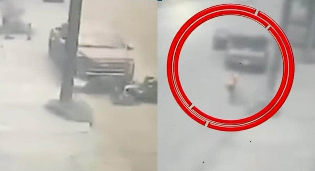 Video: Atropellan a dos ladrones que habían robado 2.5 mdp en Nuevo León; uno murió
