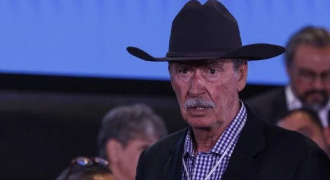 Vicente Fox celebra la única encuesta que le da mínima ventaja a Xóchitl Gálvez