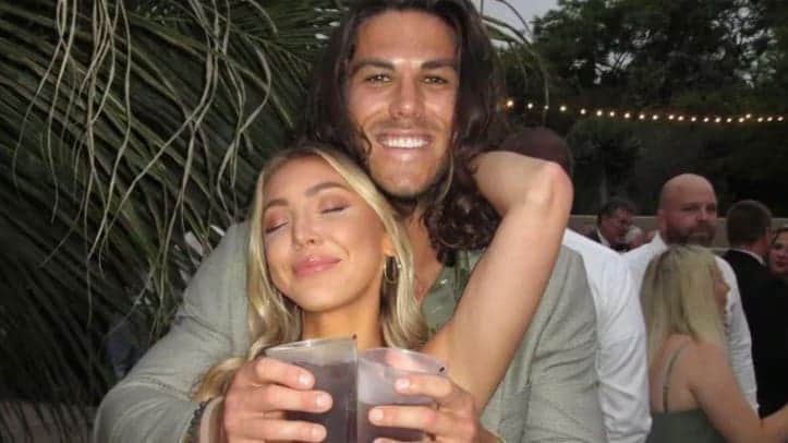 Novia reveló el último mensaje que le envió surfista australiano antes de ser asesinado en Ensenada