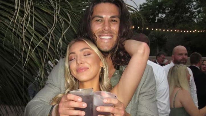 Novia reveló el último mensaje que le envió surfista australiano antes de ser asesinado en Ensenada