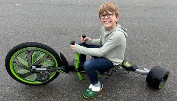 Niño de 10 años se suicida luego de sufrir terrible bullying por sus dientes y porque usaba lentes