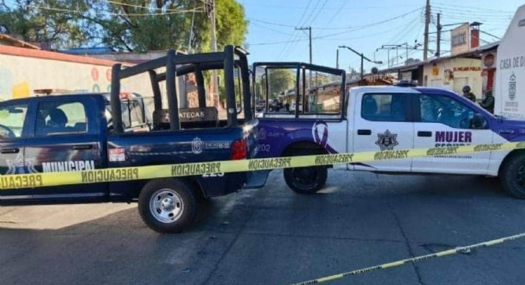 Hallan una cabeza humana afuera de una escuela en Zacatecas