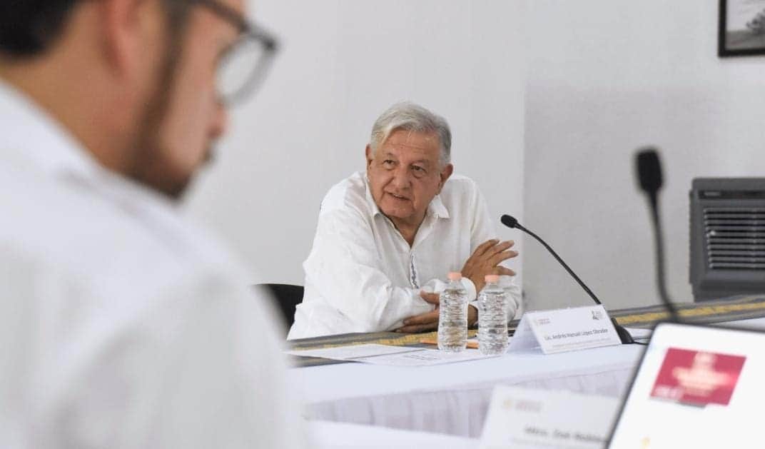 AMLO felicita a CFE porque no ha habido apagones en 10 días; internautas lo desmienten