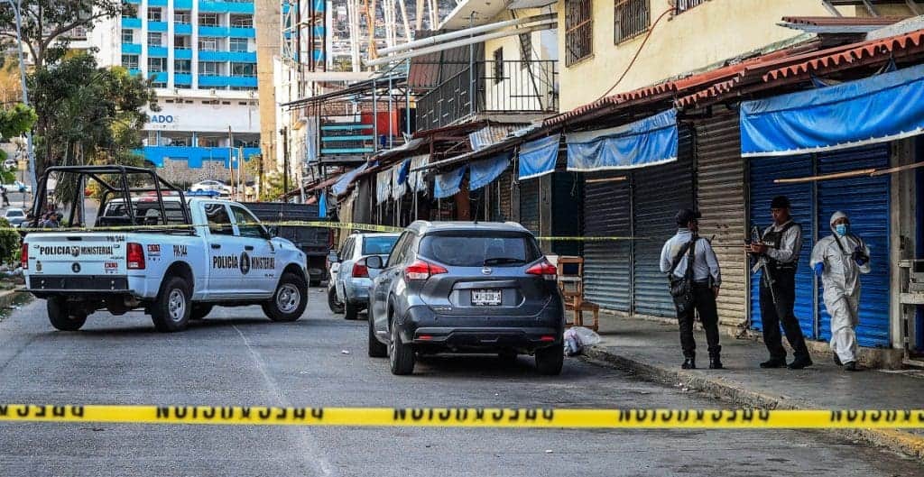 Asesinan a cinco personas durante ataque armado en un mercado de Acapulco
