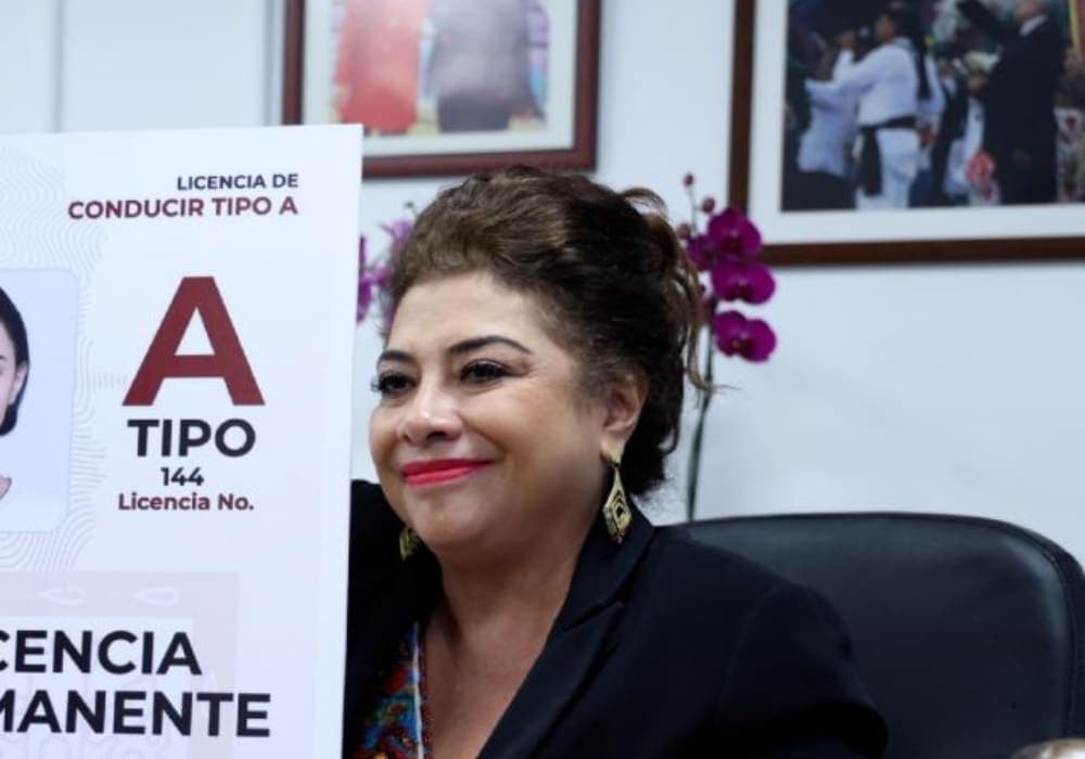 Esto es lo que debes saber sobre la licencia de conducir permanente que promete Clara Brugada en CDMX