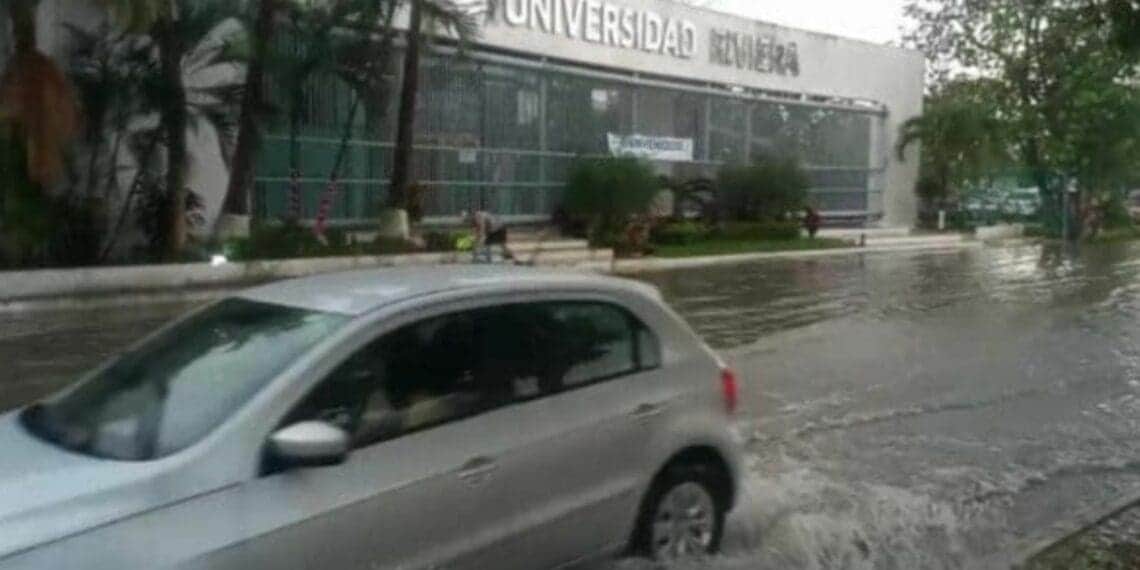 Seguirán las lluvias en Playa del Carmen por bajas presiones atípicas, destaca meteorólogo