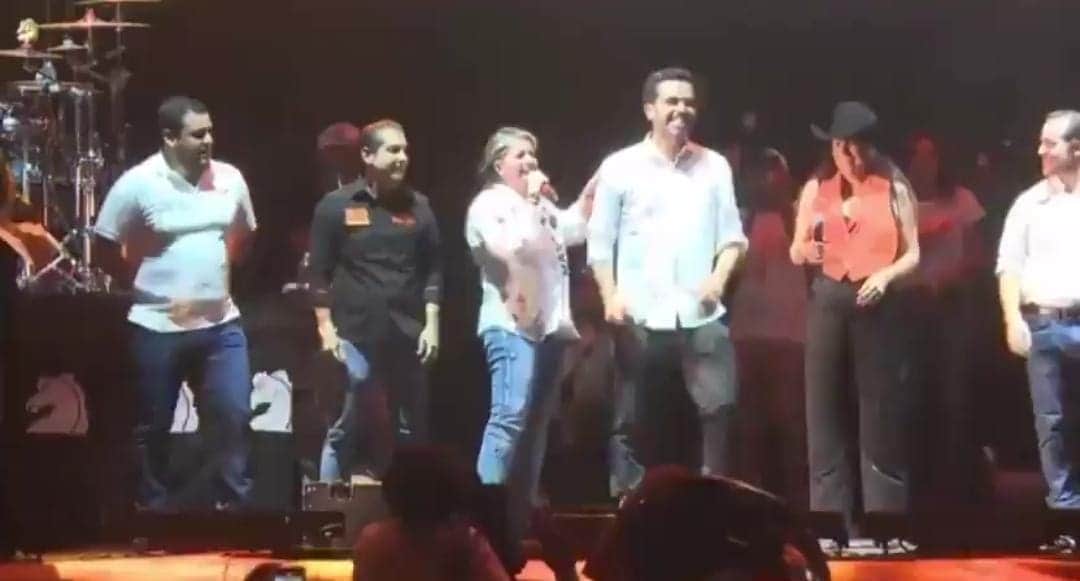 Van 10 fallecidos por el desplome del escenario en evento de MC en Nuevo León
