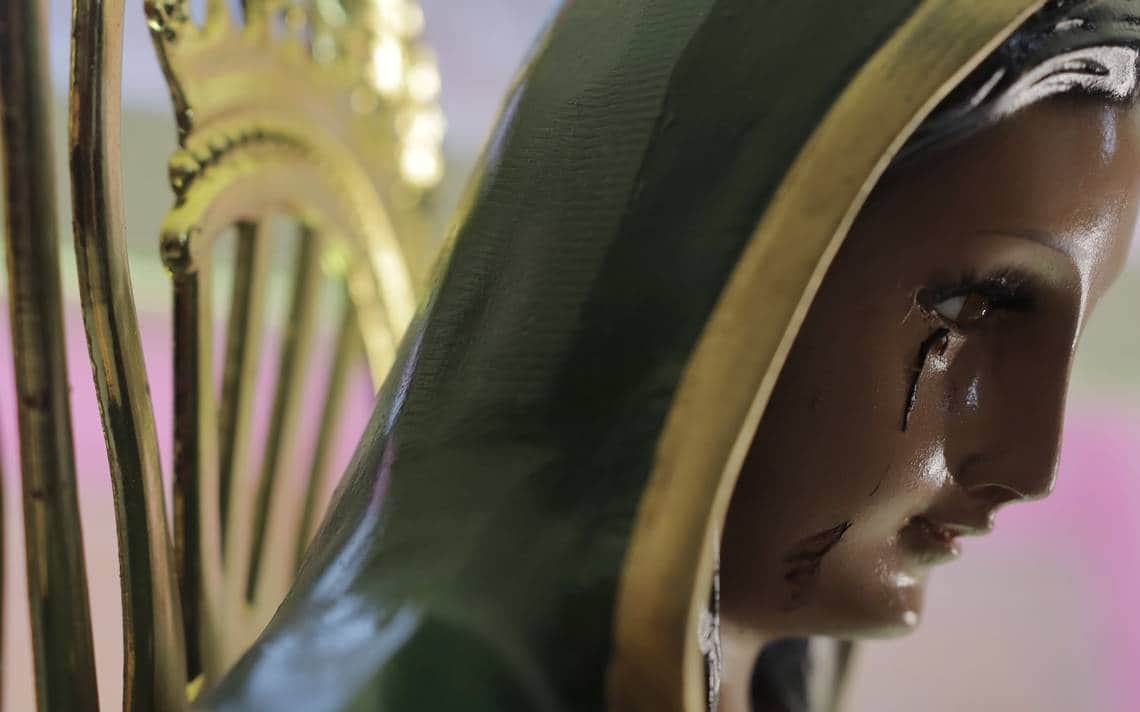 Sacerdote afirma que Virgen de Guadalupe en Morelia llora sangre humana