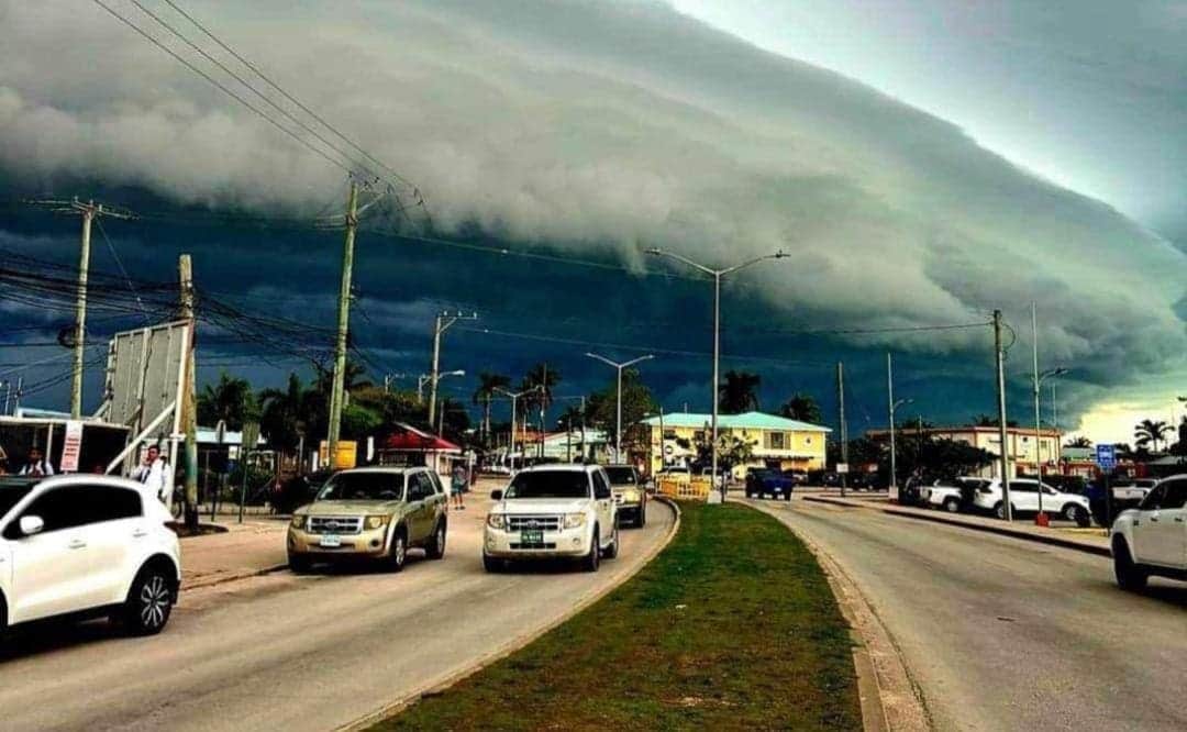 Tormenta tropical "Alberto" generará lluvias, trombas marinas y fuerte oleaje en Quintana Roo