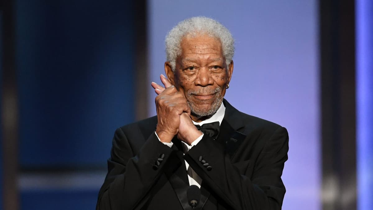 Video: Apariencia de la mano izquierda del actor Morgan Freeman genera preocupación entre sus fans