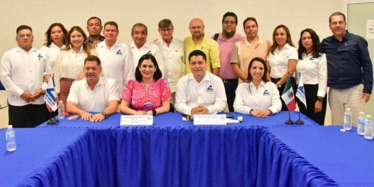 Estefanía Mercado invita a la CANACO a sumarse a la transformación de Solidaridad