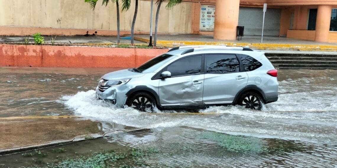 Pide meteorólogo tomar precauciones pues seguirán las lluvias en Quintana Roo este fin de semana