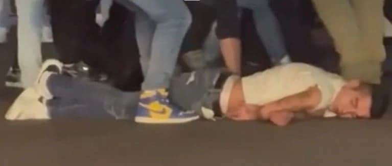 Video: Personal del “Bar Bunny” en CDMX da brutal golpiza a clientes