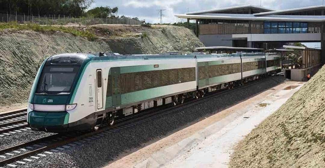 Mara Lezama y AMLO invitan a la gente a seguir viajando en el Tren Maya
