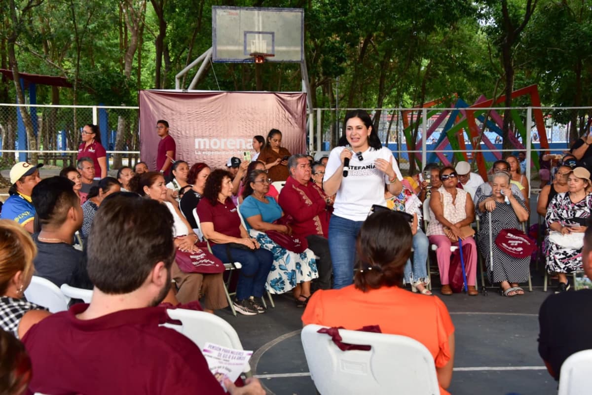 Estefanía Mercado encabeza reunión informativa del programa “Pensión para Mujeres de 60 a 64 años”