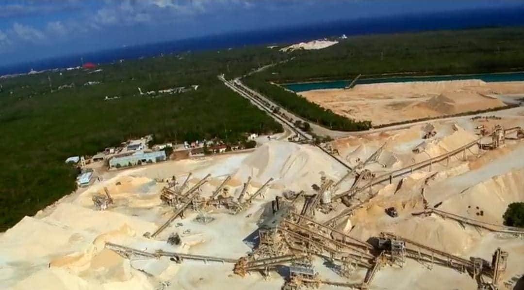 Se compromete gobierno a no expropiar Calica, pero sí busca su clausura definitiva