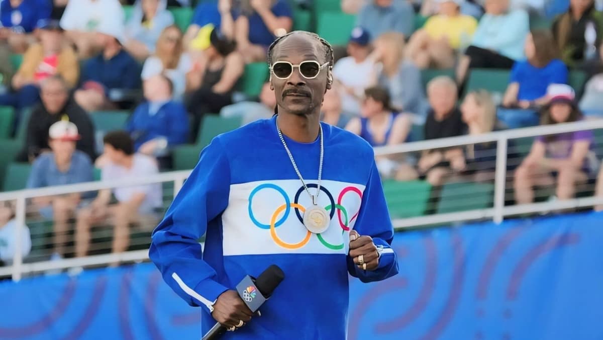 Rapero Snoop Dogg portará la antorcha olímpica en ceremonia inaugural de París 2024