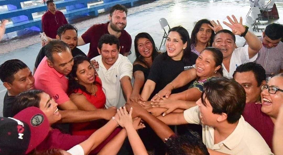 Es tiempo del pueblo; Estefanía Mercado realiza jornada de consulta ciudadana en Playa del Carmen