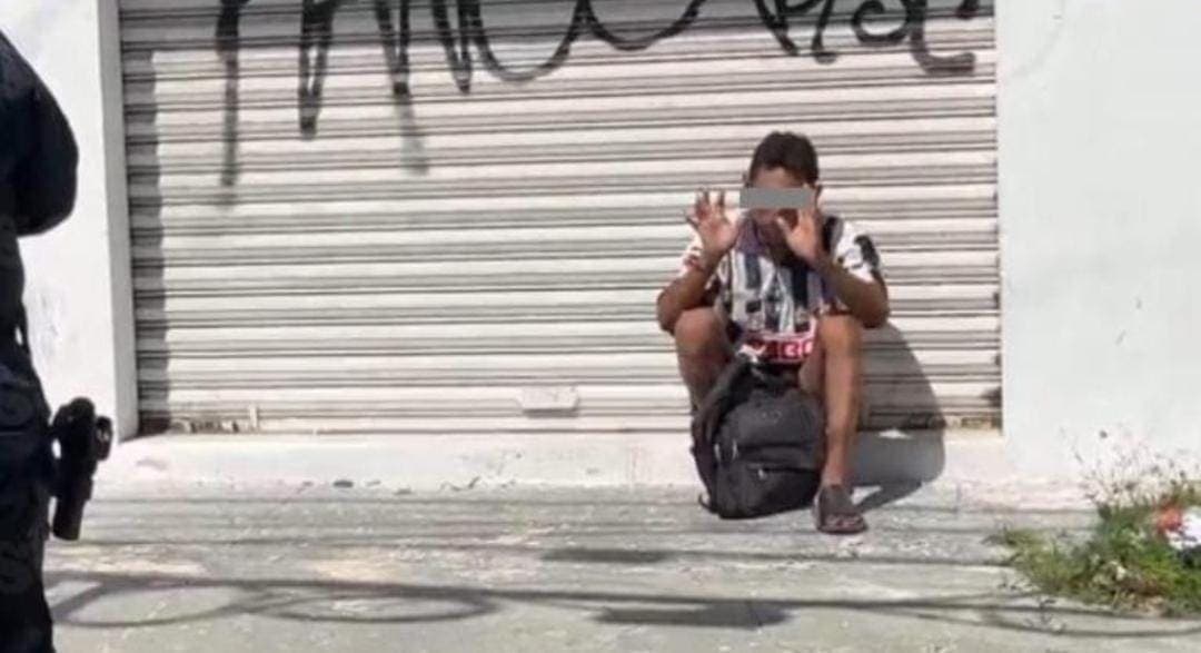Nuevo caso de exhibicionismo; detienen a un sujeto cerca del estadio 86 de Cancún